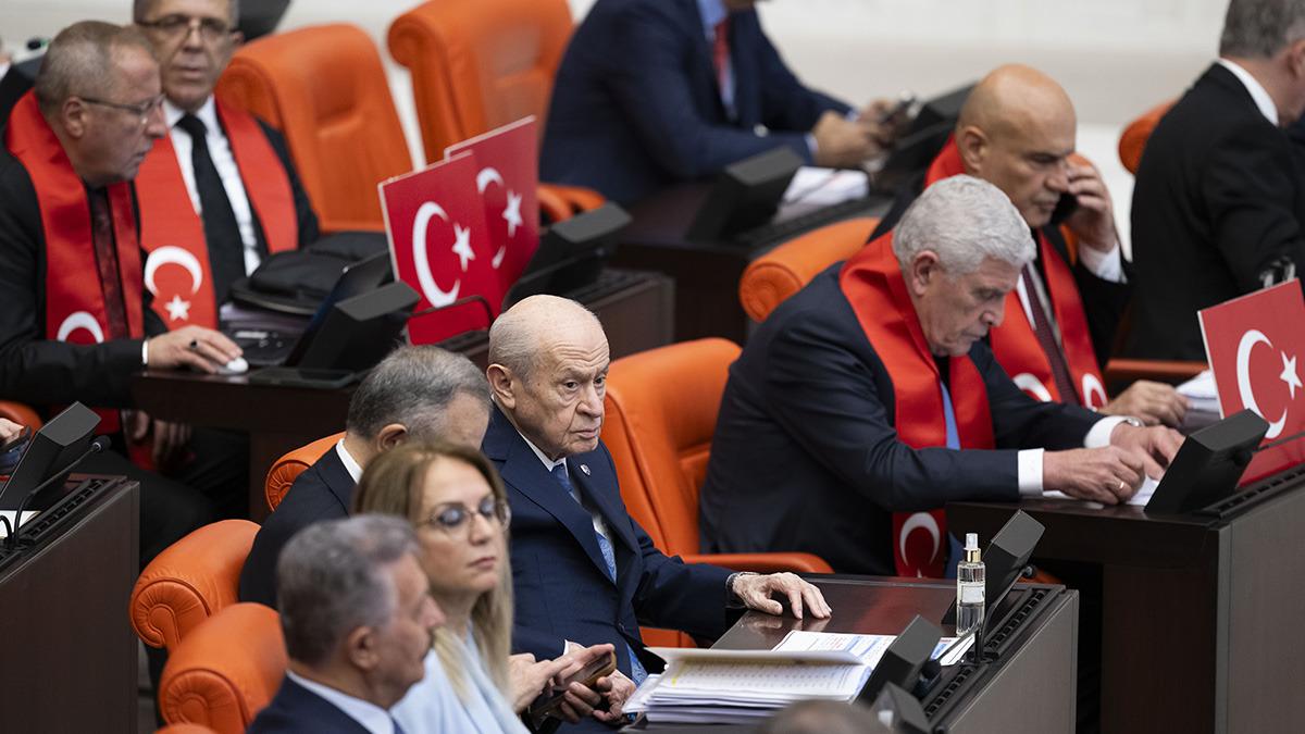 Meclis Soğuk Rüzgarları