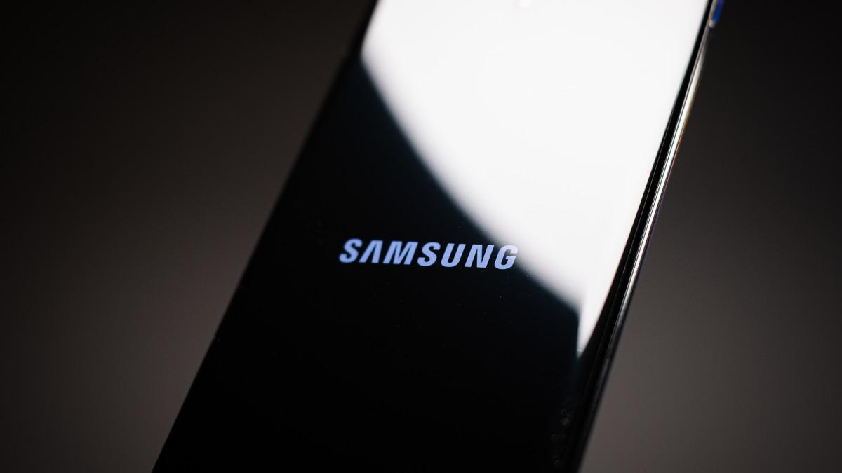 Samsung yeni telefon
